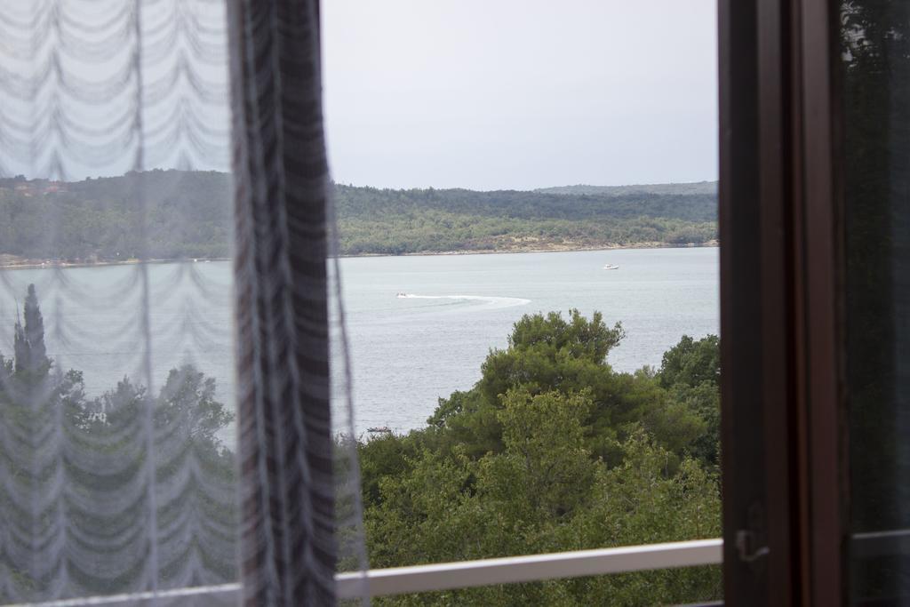 Holiday Home Bukovac Klimno Kültér fotó